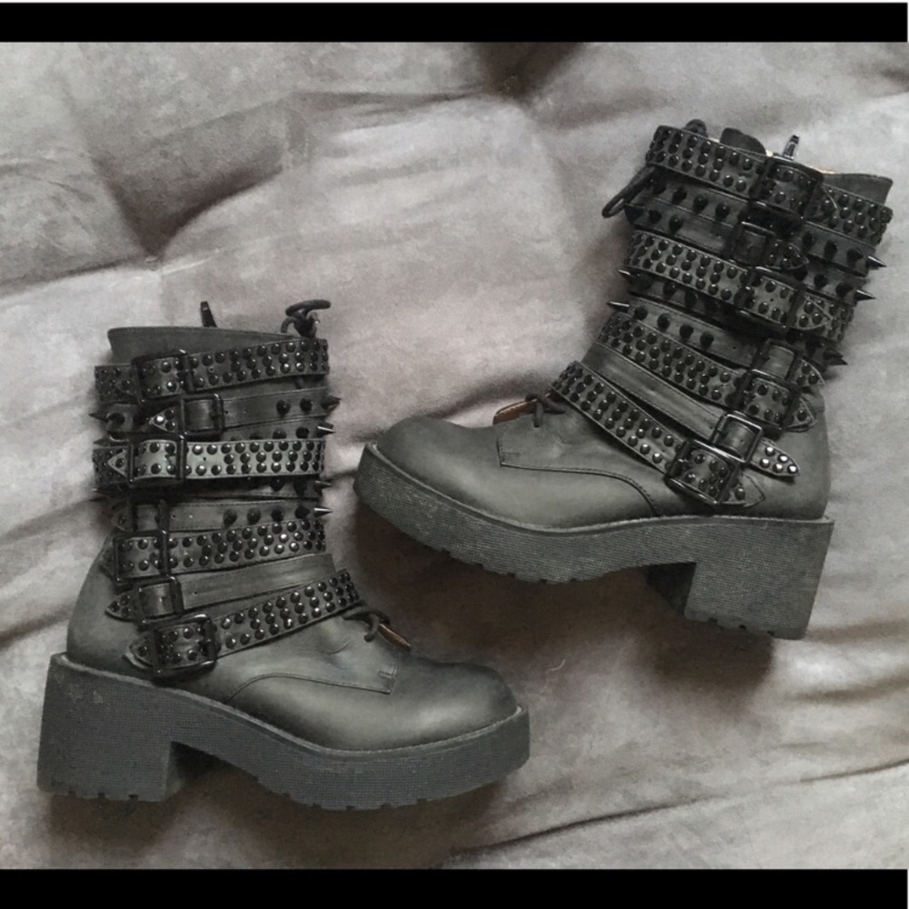Re-listing for @metal_hilary - JC Damian boots